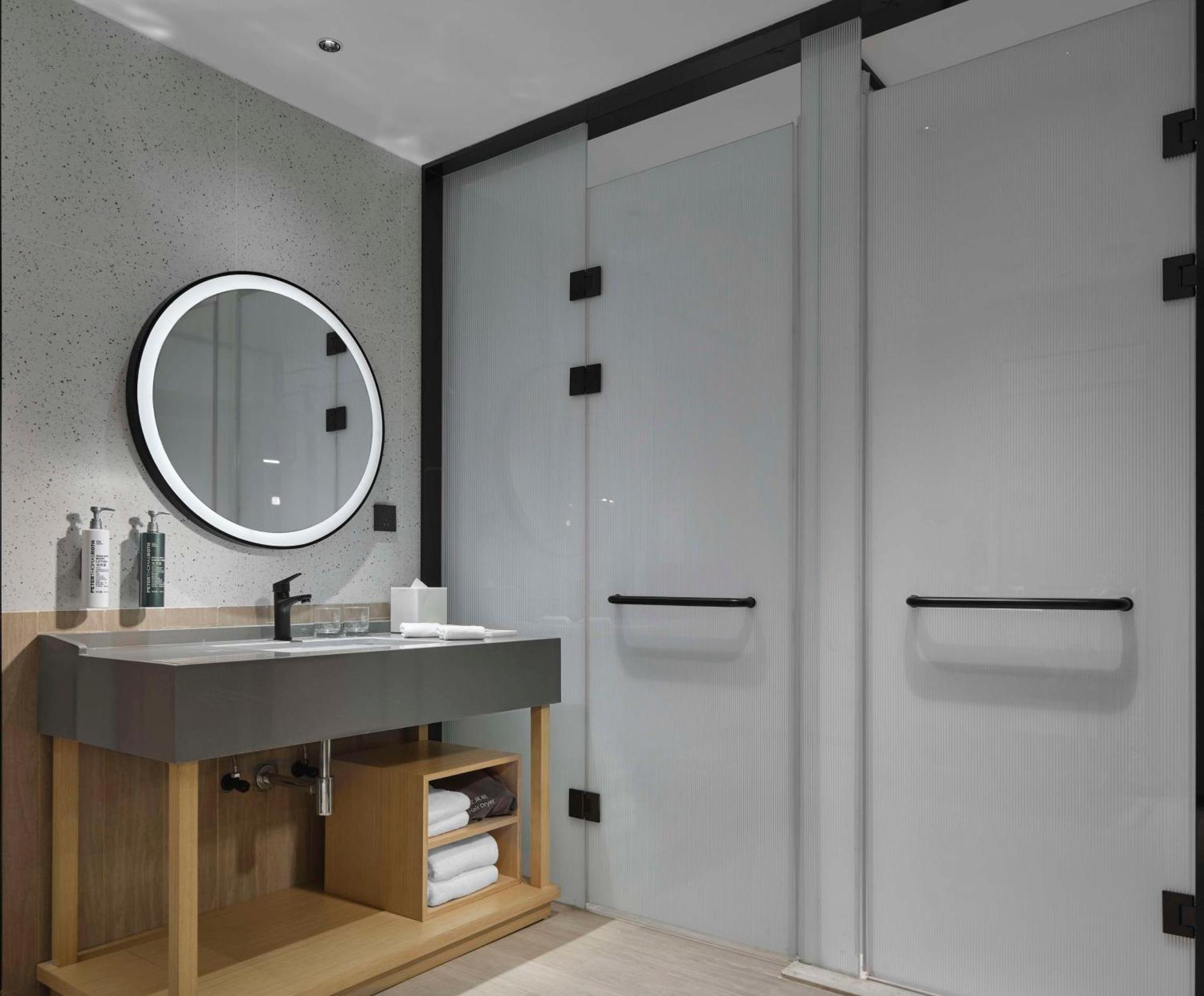 Hilton Garden Inn Tianjin Huayuan ภายนอก รูปภาพ