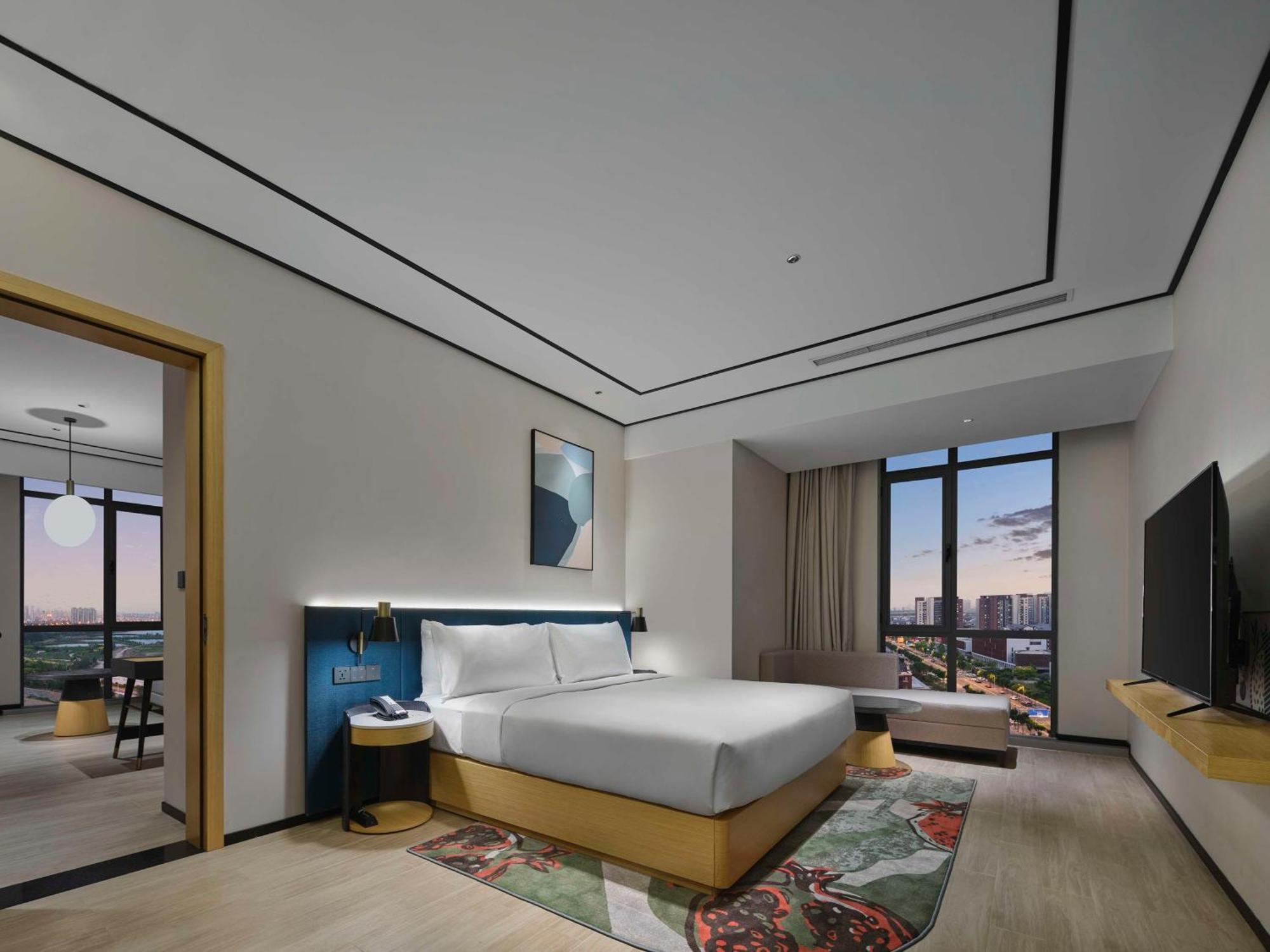 Hilton Garden Inn Tianjin Huayuan ภายนอก รูปภาพ