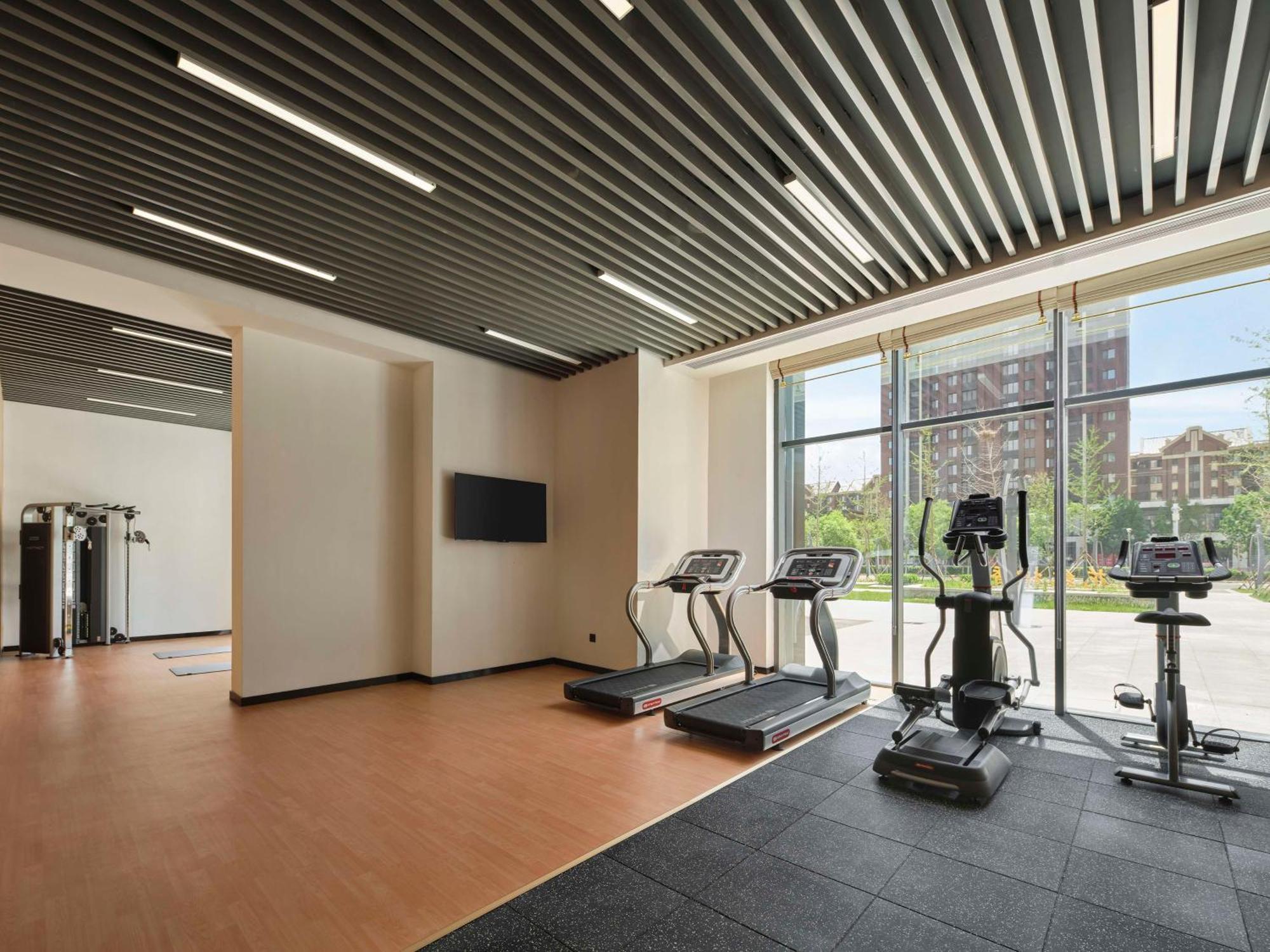 Hilton Garden Inn Tianjin Huayuan ภายนอก รูปภาพ