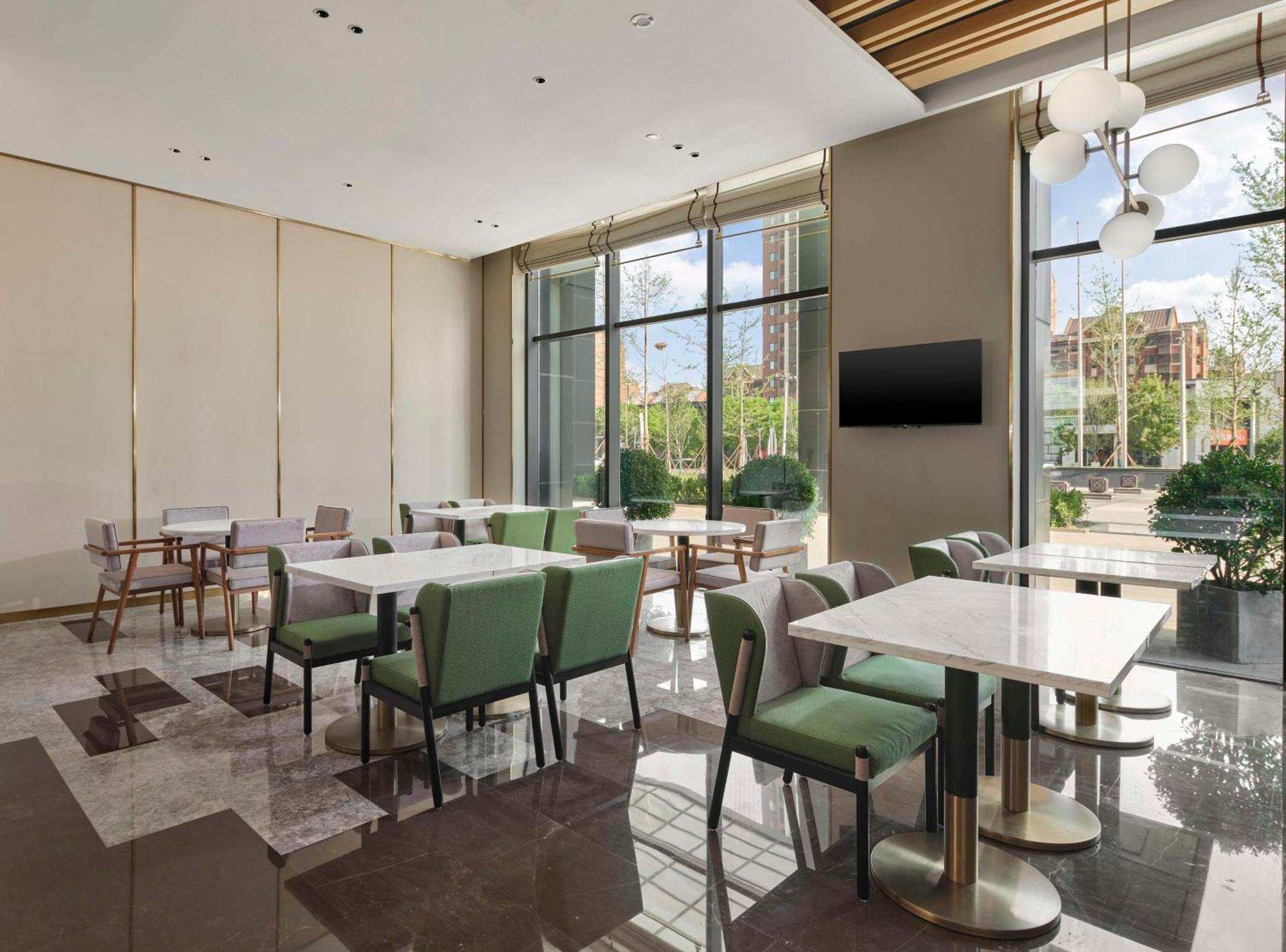 Hilton Garden Inn Tianjin Huayuan ภายนอก รูปภาพ